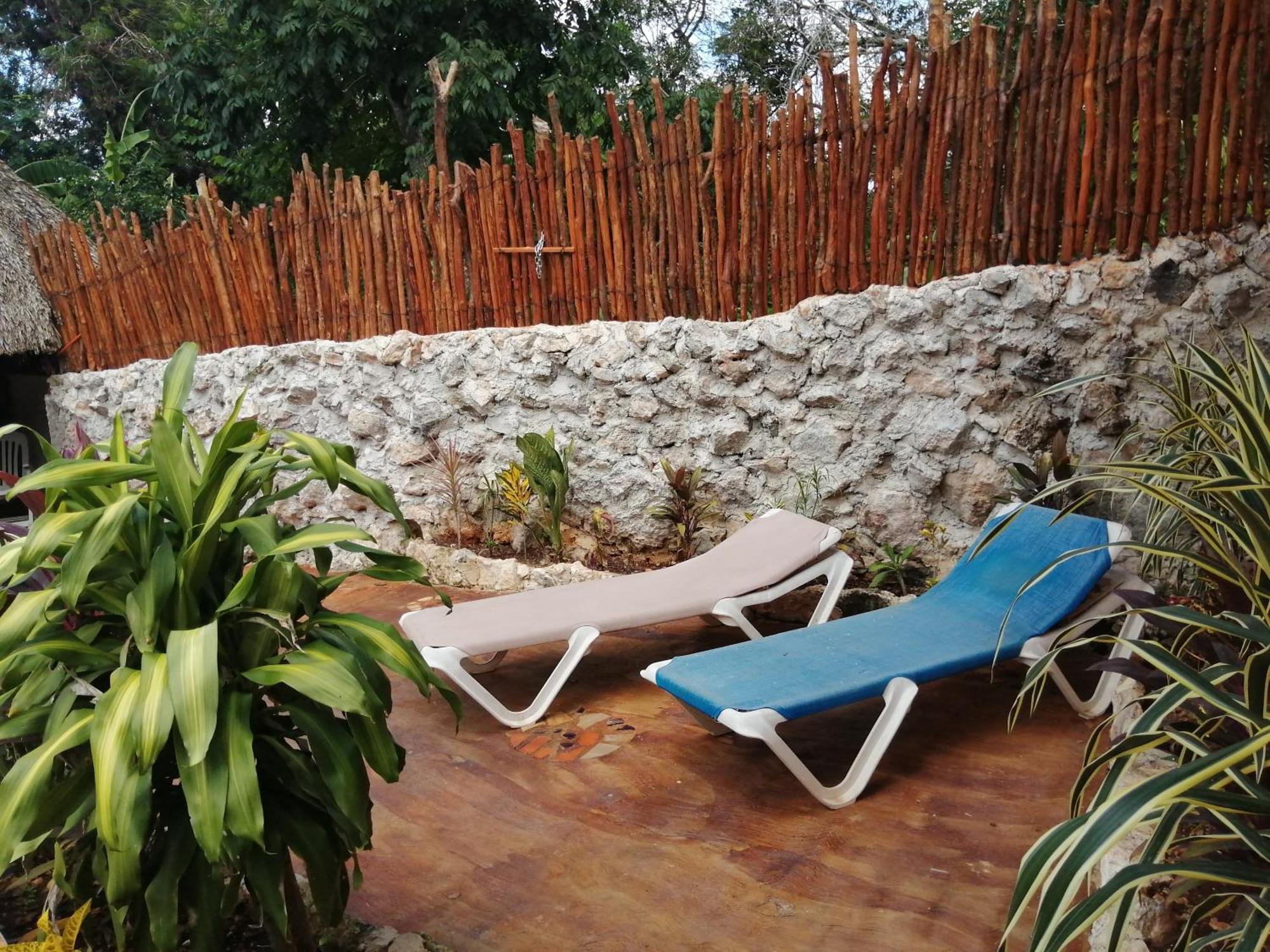 Suites De Piedra Y Colores En Chichen Itza ピステ エクステリア 写真