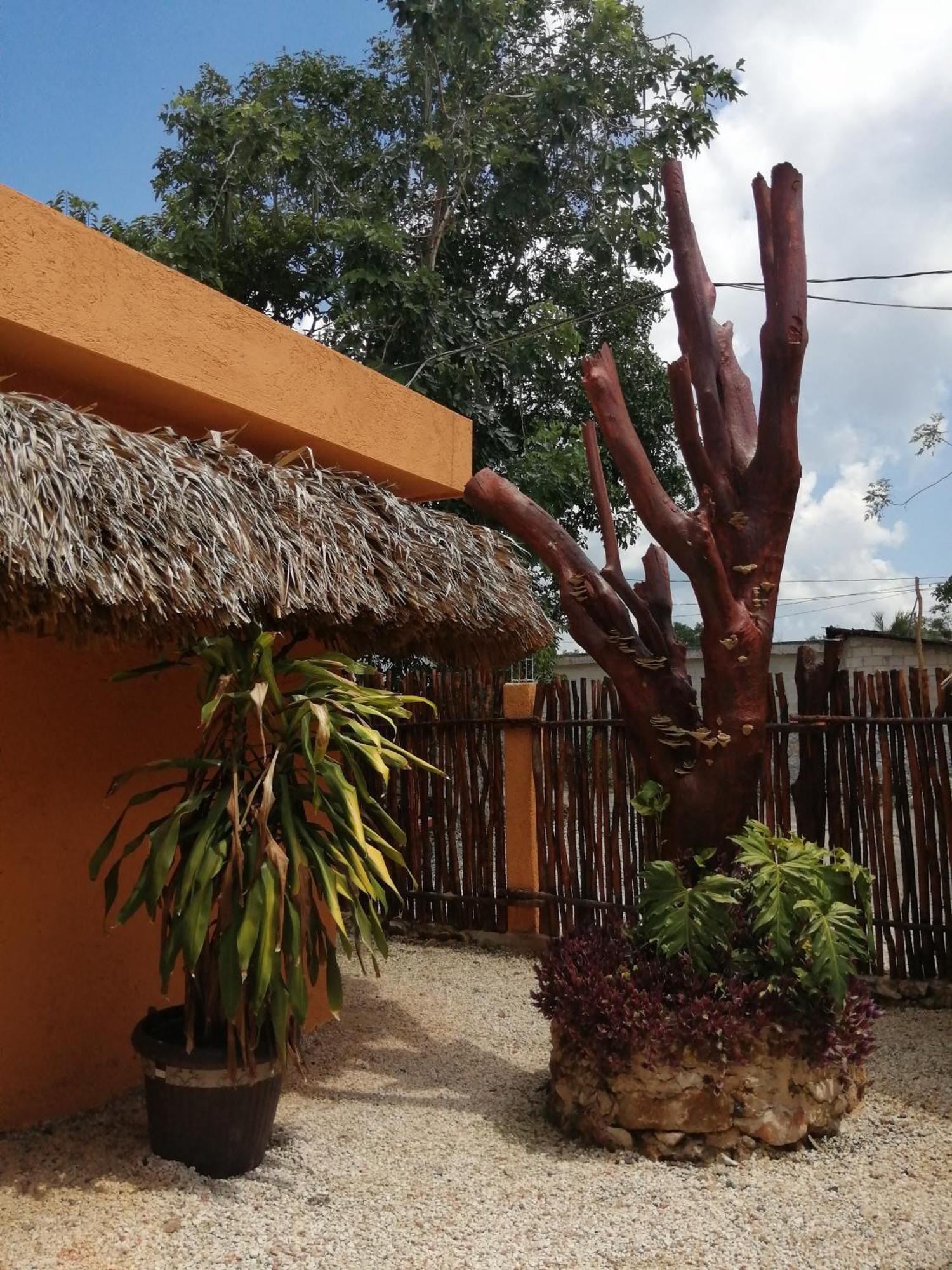 Suites De Piedra Y Colores En Chichen Itza ピステ エクステリア 写真